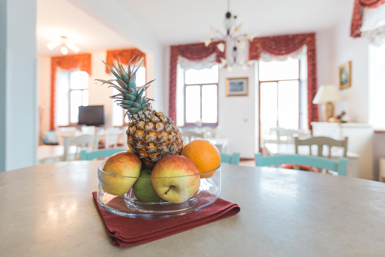 Palazzo Angelica B&B Adults Only Oprtalj Exterior foto